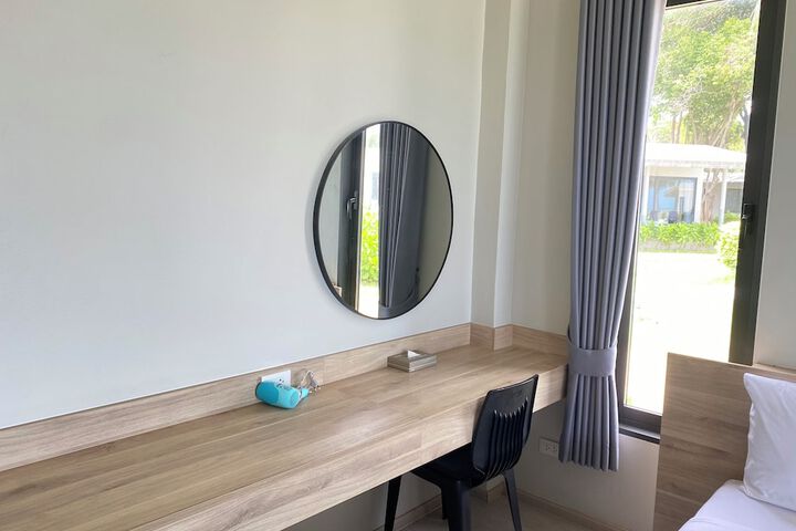 Room 25 of 66