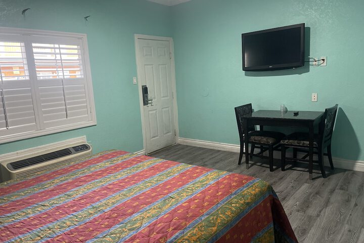 Comfort Single Room (2 of 21)