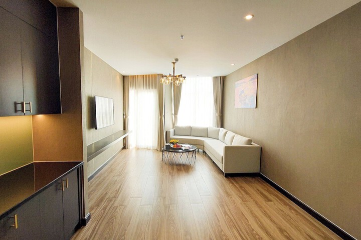 Room 6 of 60