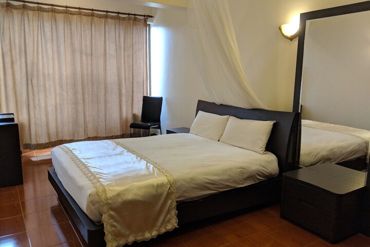 Room 21 of 71