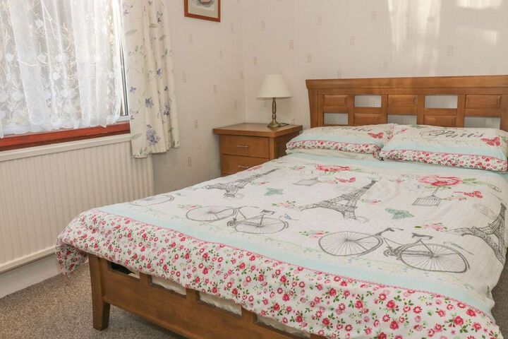 Room 5 of 13