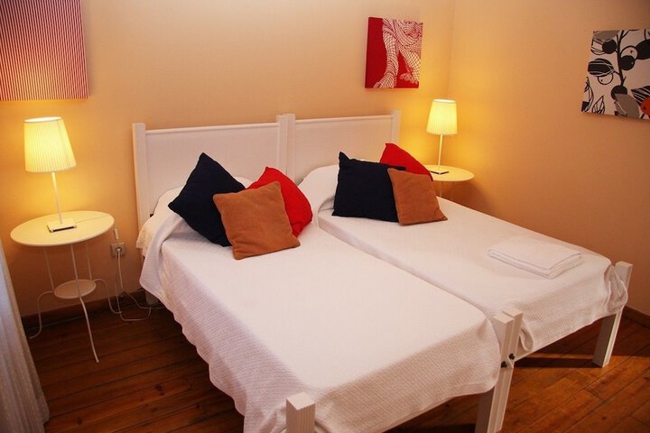 Room 4 of 31