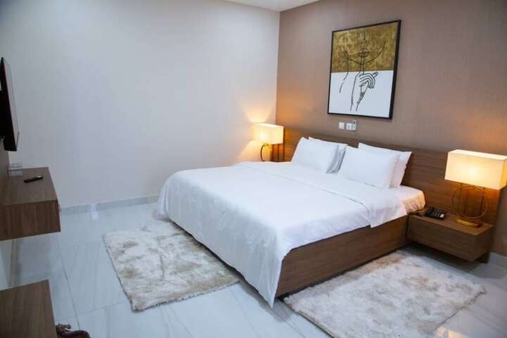 Room 21 of 42