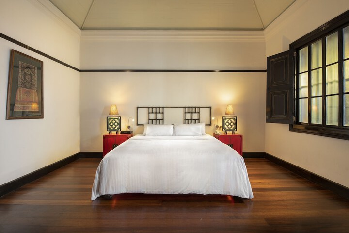 Room 18 of 151