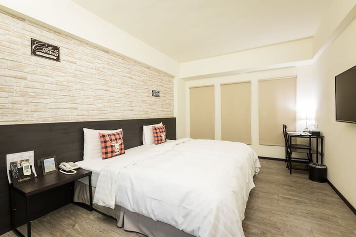 Room 21 of 61