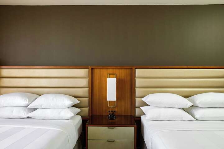 Room 31 of 173