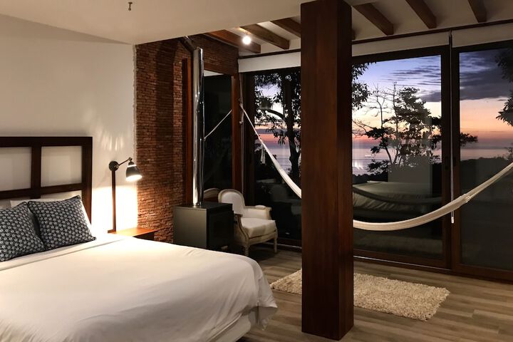 Room 14 of 79