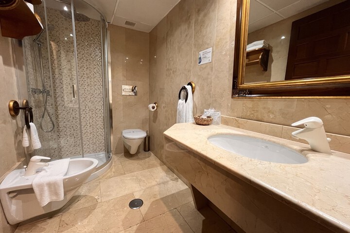 Hotel Interior 20 of 25