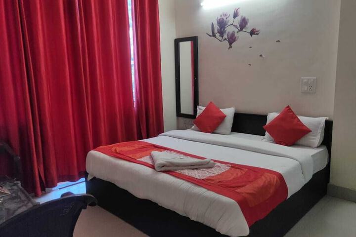 Room 5 of 21