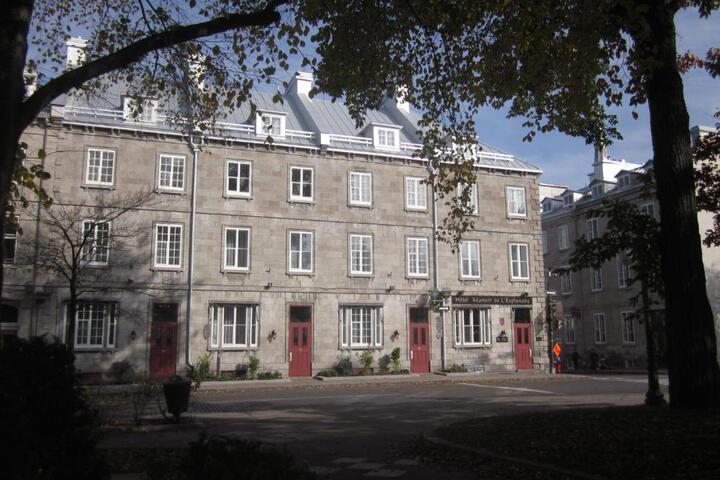 Photo of Hôtel Manoir de lEsplanade