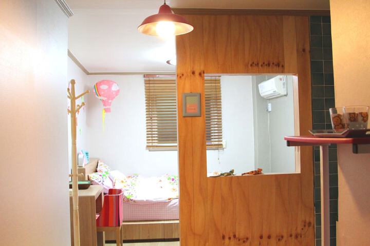 Room 17 of 57