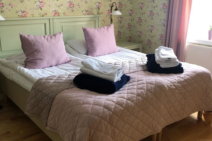 Room 12 of 61