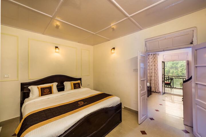 Room 10 of 81