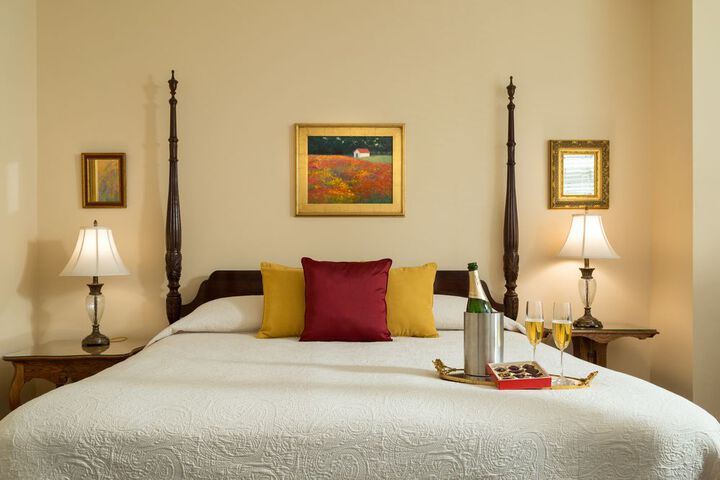Room 28 of 40