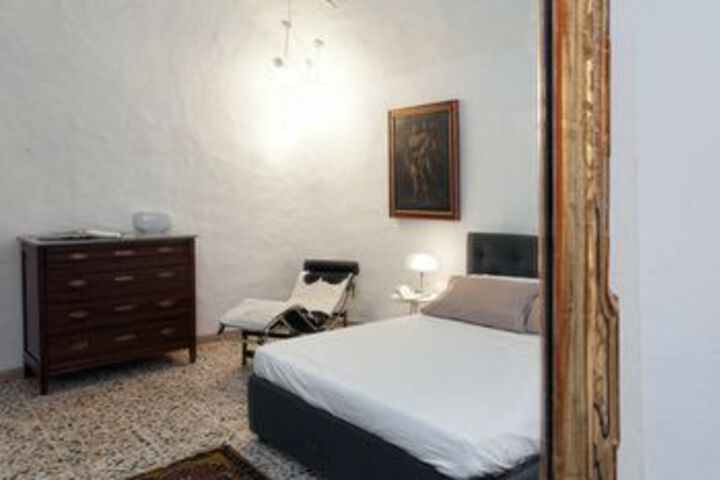 Room 15 of 35
