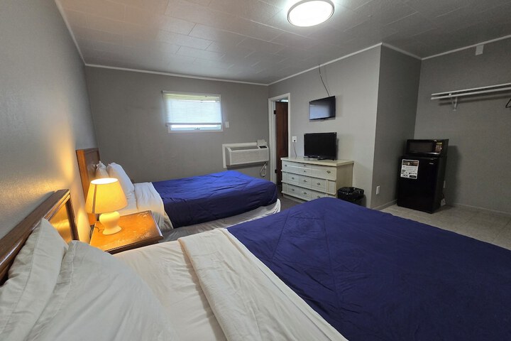 Room 29 of 66