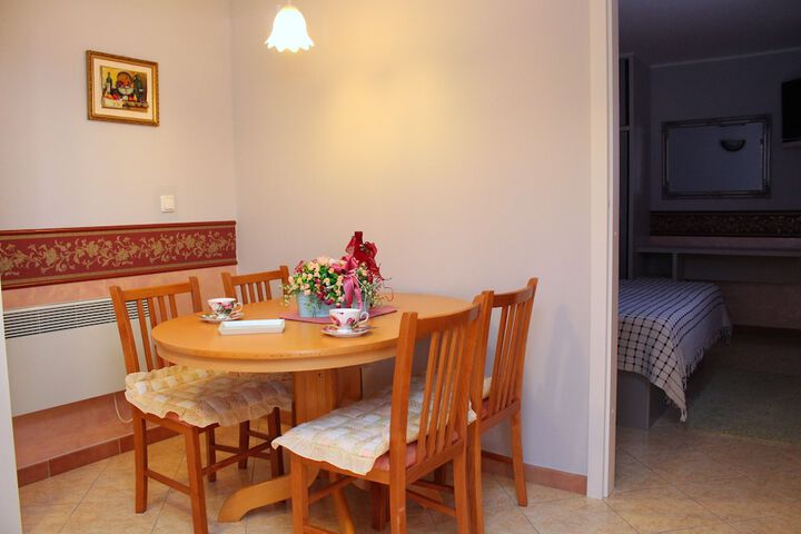 Room 14 of 62