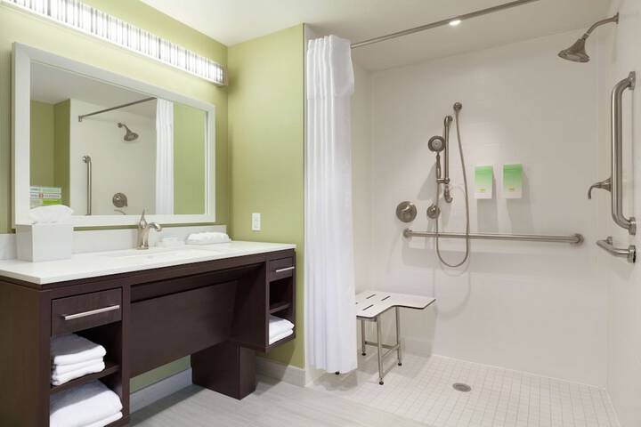 Bathroom shower