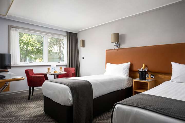 Room 20 of 96