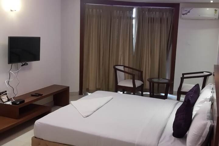 Room 15 of 74