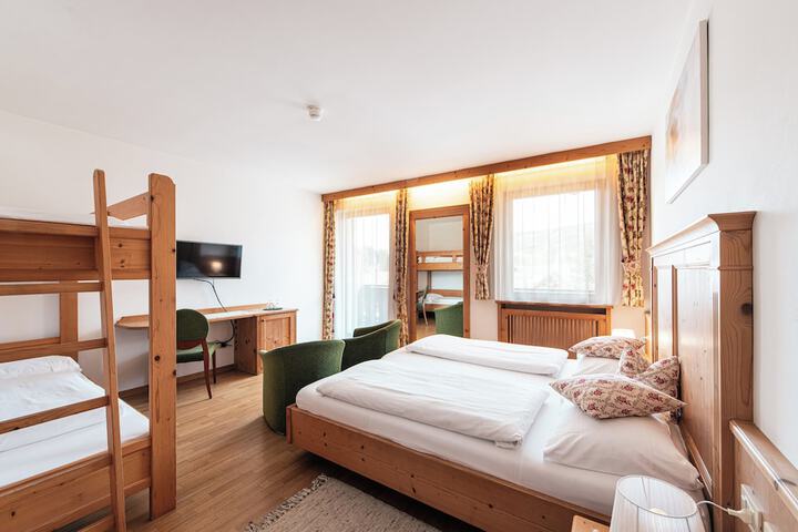 Room 21 of 59