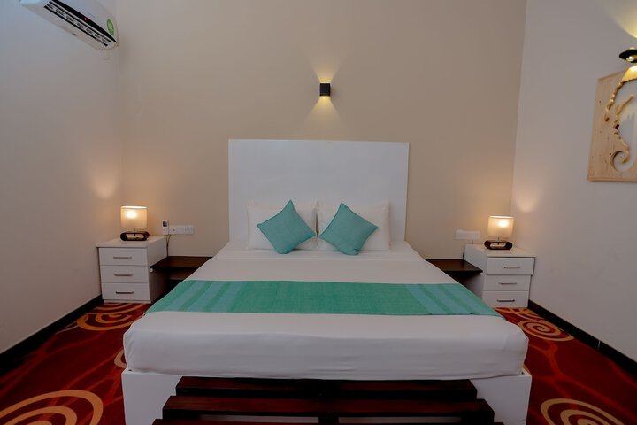 Room 10 of 26