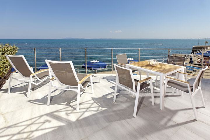 Terrace/Patio 39 of 77