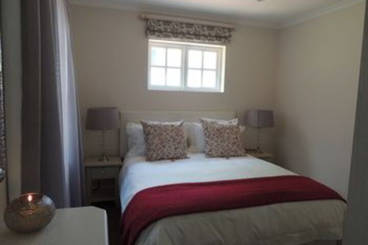 Room 27 of 142
