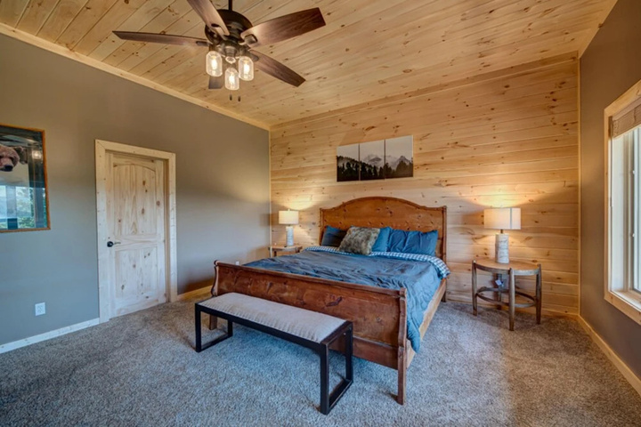 Room 6 of 24