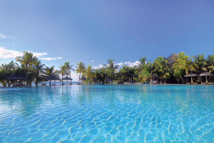 Hotel Pool