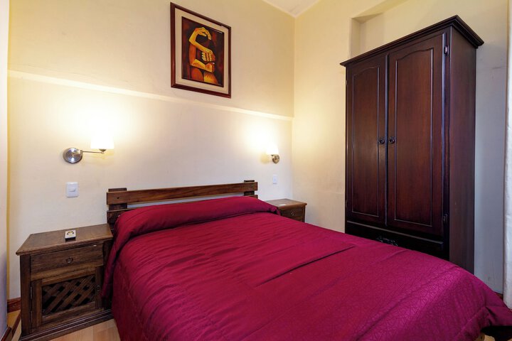 Room 21 of 42