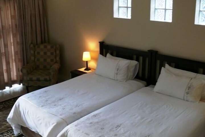 Room 6 of 31