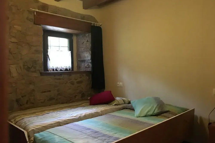 Room 6 of 21