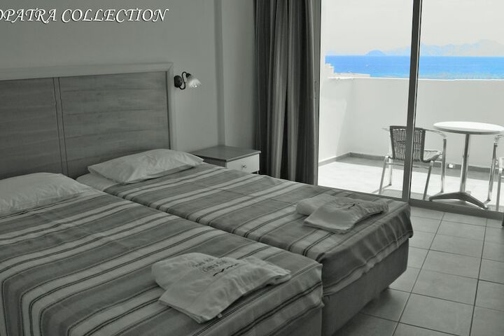 Room 14 of 35