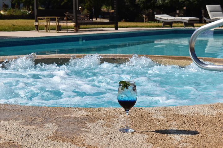 Pool 124 of 146