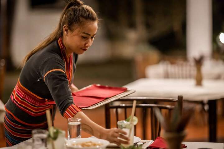 Dining 44 of 82