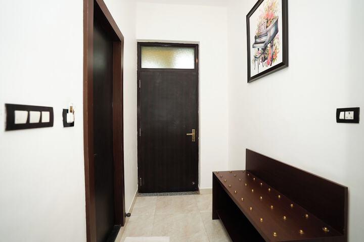 Room 30 of 86