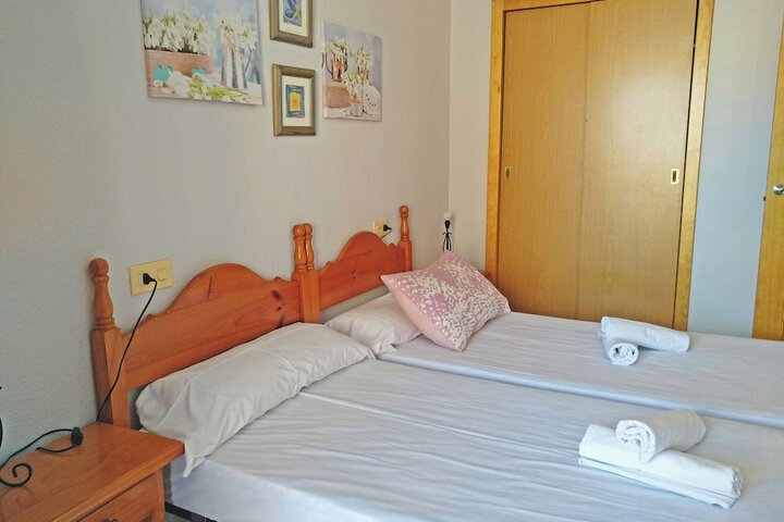 Room 11 of 29