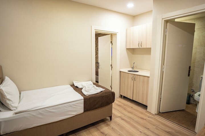 Room 56 of 86