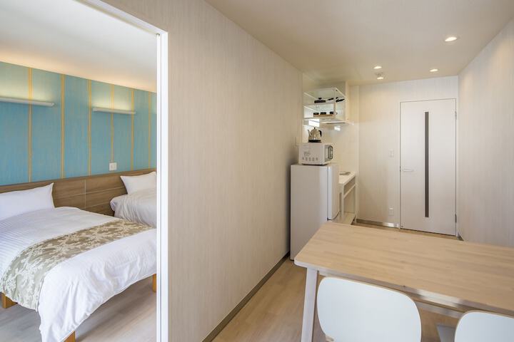 Room 12 of 38