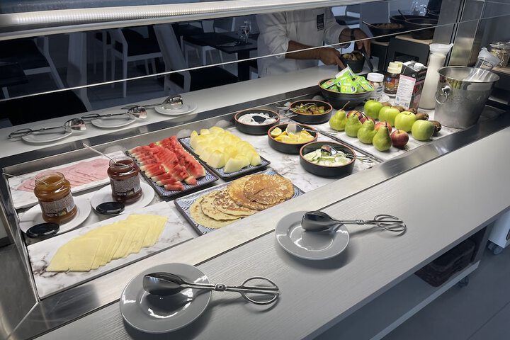 Breakfast/Coffee Service 23 of 28