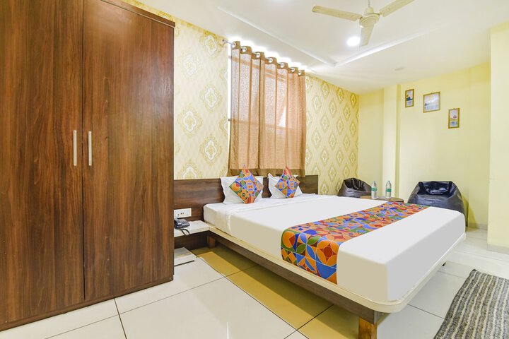 Room 21 of 30