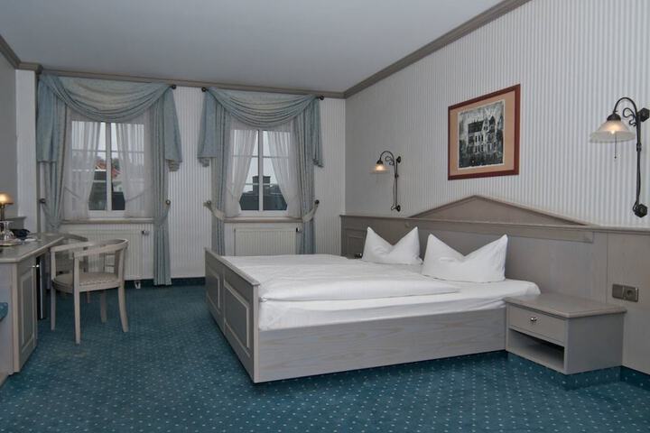 Room 15 of 67