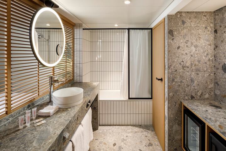 Bath Photo
