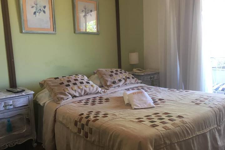 Room 9 of 23