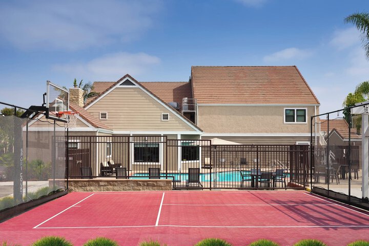 Tennis court