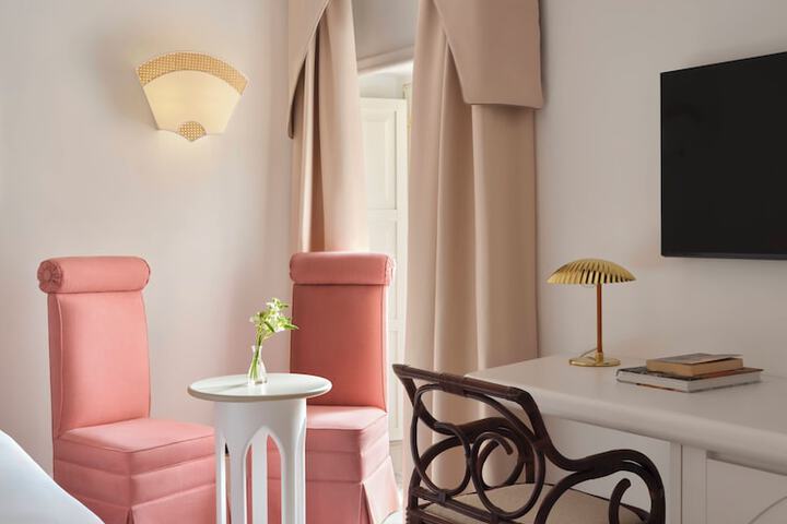 Room 58 of 136