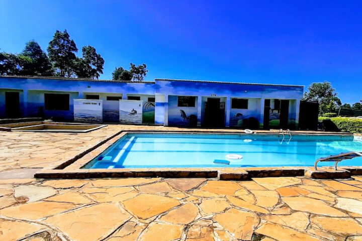 Pool 28 of 66