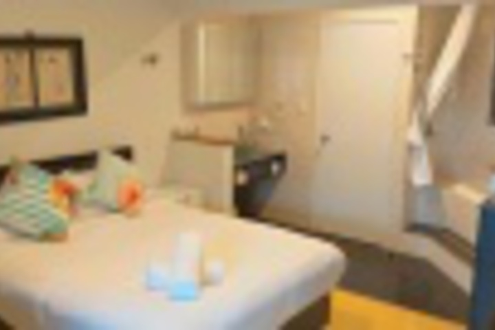 Room 317 of 420