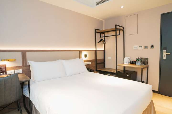 Room 15 of 70